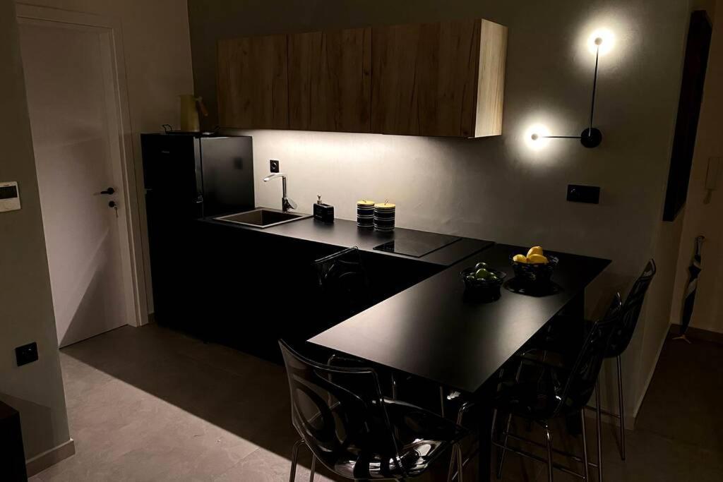 Vyron 1 Elegance Apartment Nea Michaniona Bagian luar foto