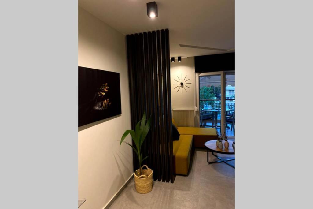 Vyron 1 Elegance Apartment Nea Michaniona Bagian luar foto