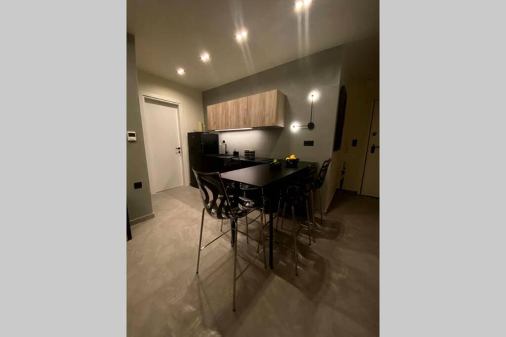 Vyron 1 Elegance Apartment Nea Michaniona Bagian luar foto