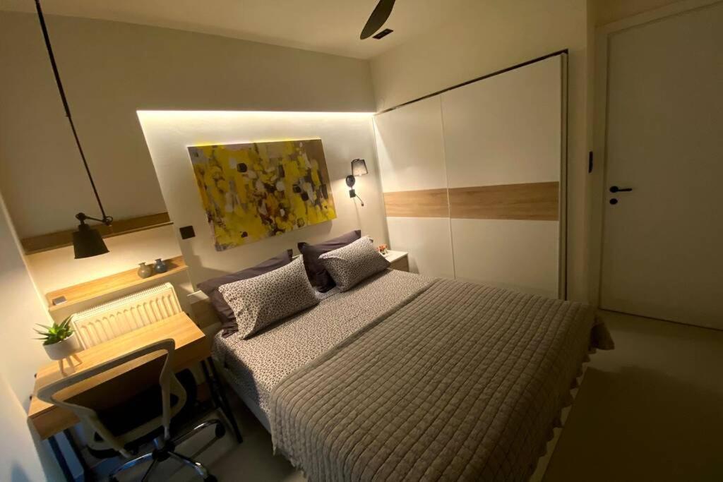 Vyron 1 Elegance Apartment Nea Michaniona Bagian luar foto