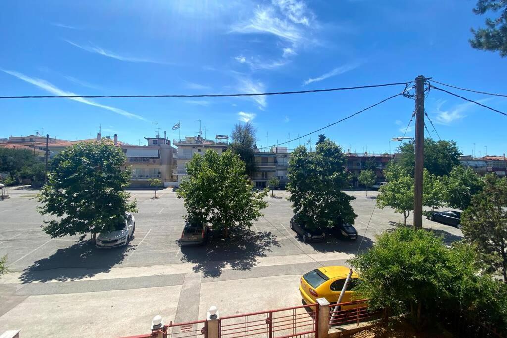 Vyron 1 Elegance Apartment Nea Michaniona Bagian luar foto