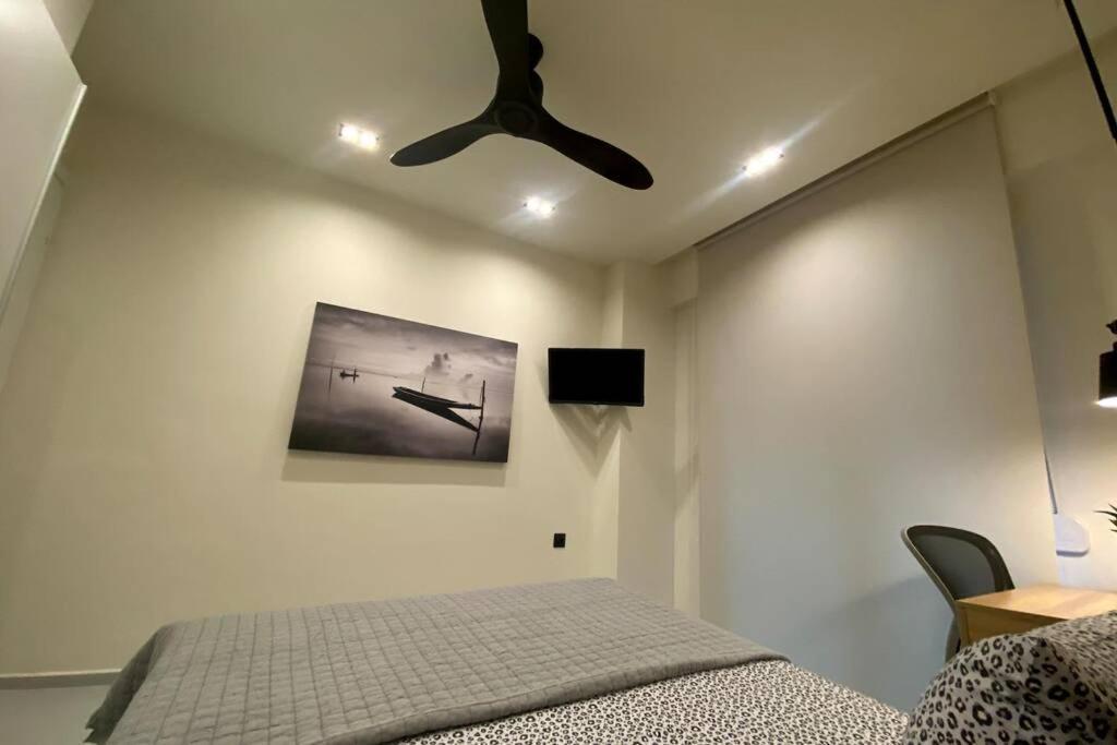 Vyron 1 Elegance Apartment Nea Michaniona Bagian luar foto